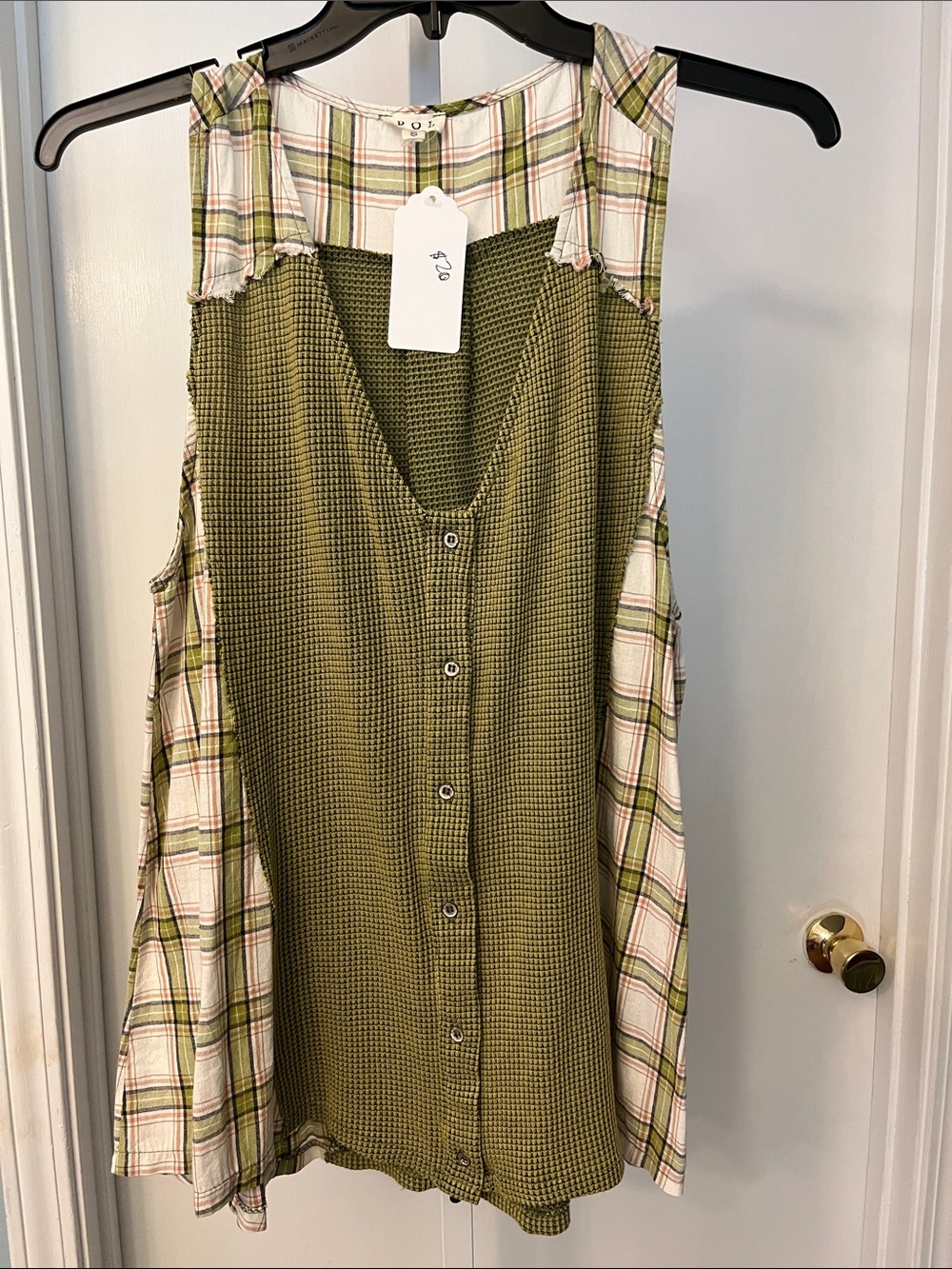 POL Olive Waffle Front and Cream Plaid Mixed-Media Tank